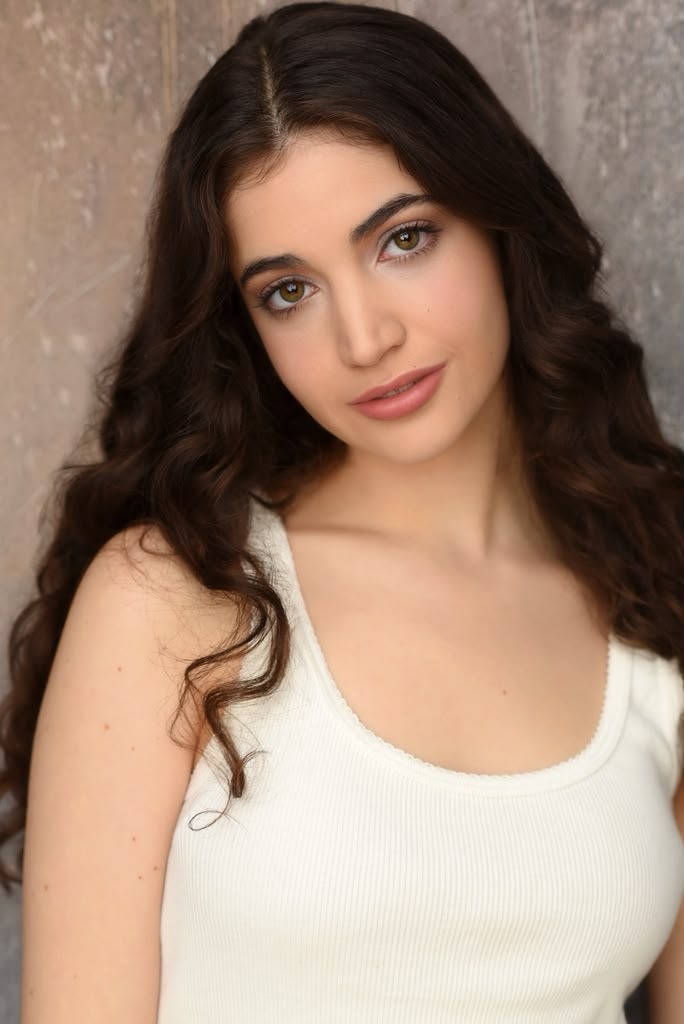 Lilly Greenwald - Scarlet